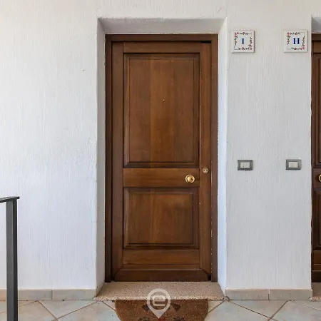 Sun & Sea * 토르톨리